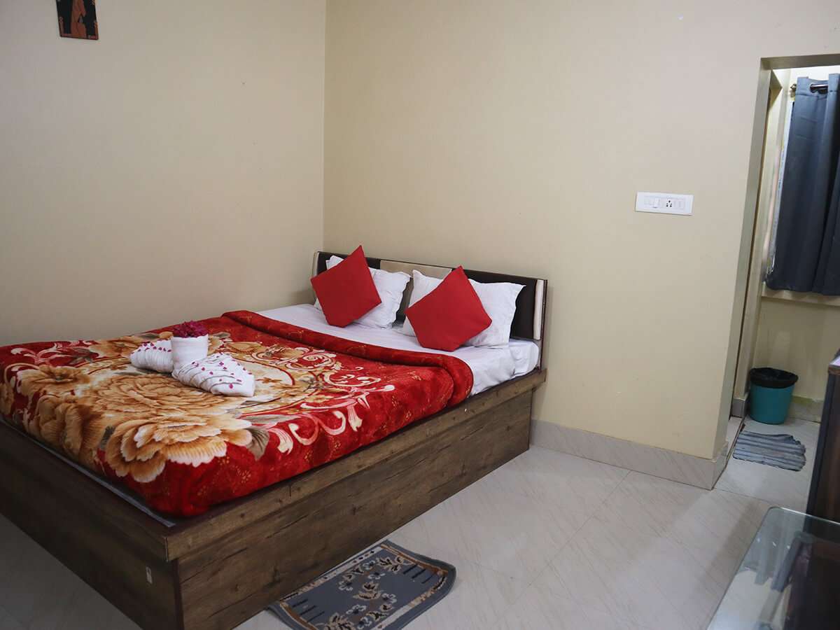 Deluxe Double Bedroom view 3