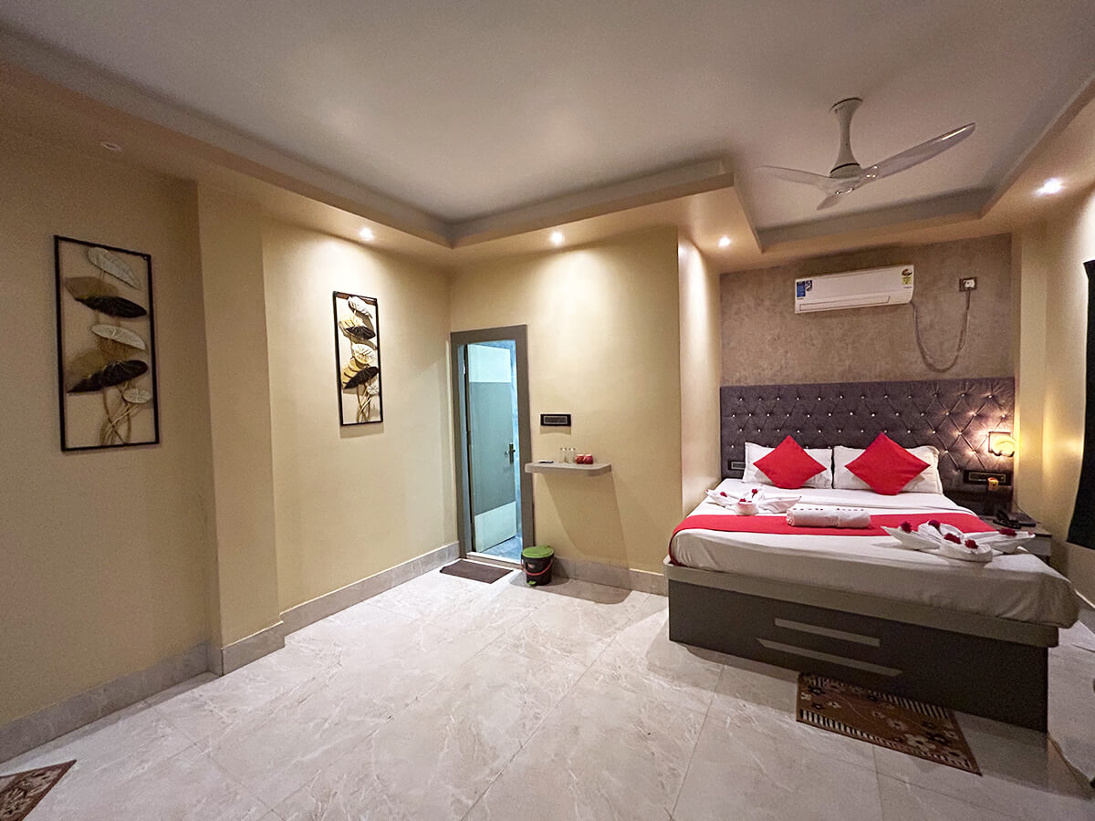 Deluxe Twin Bedroom