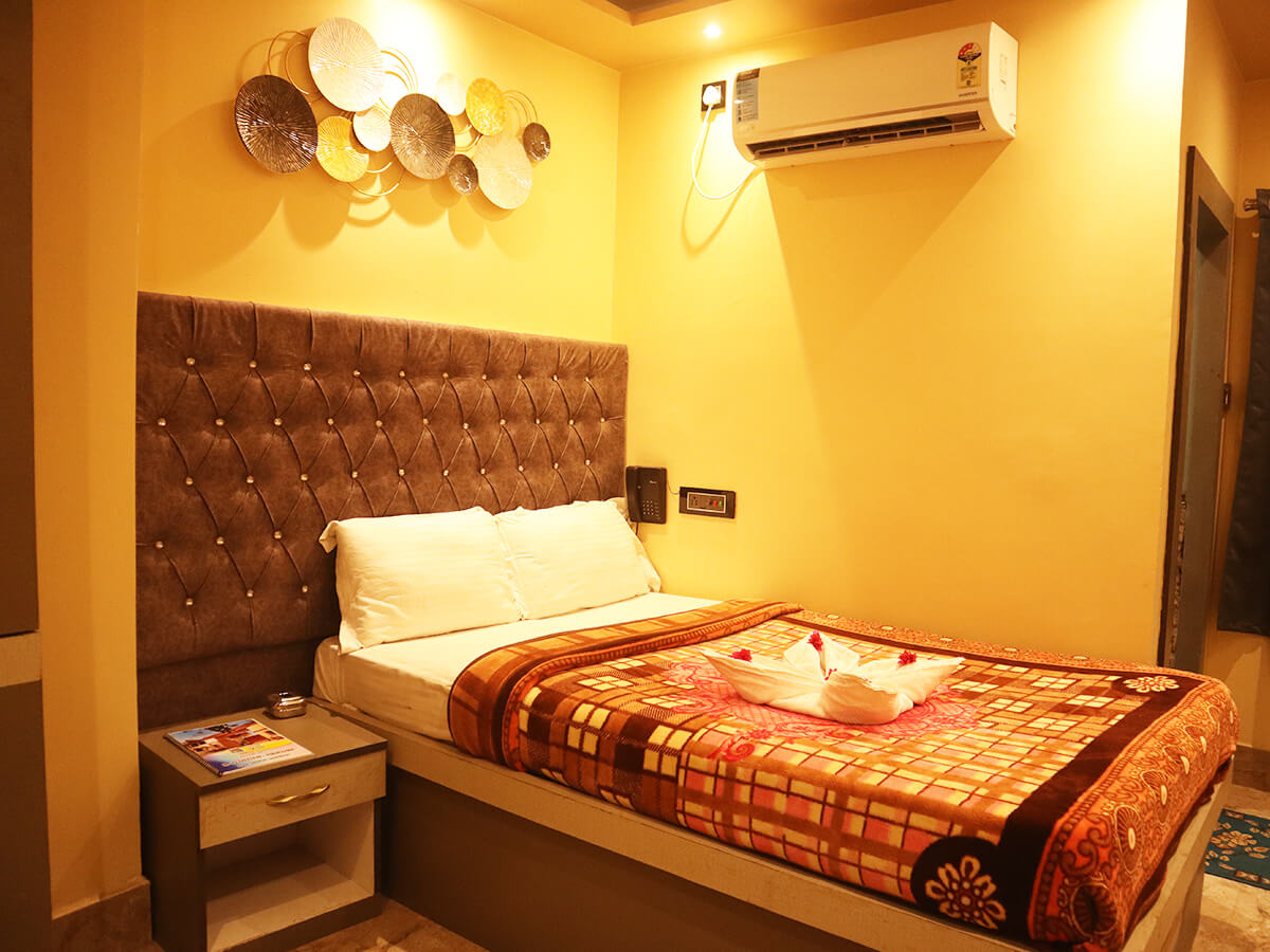 Premium Single Bedroom view 3
